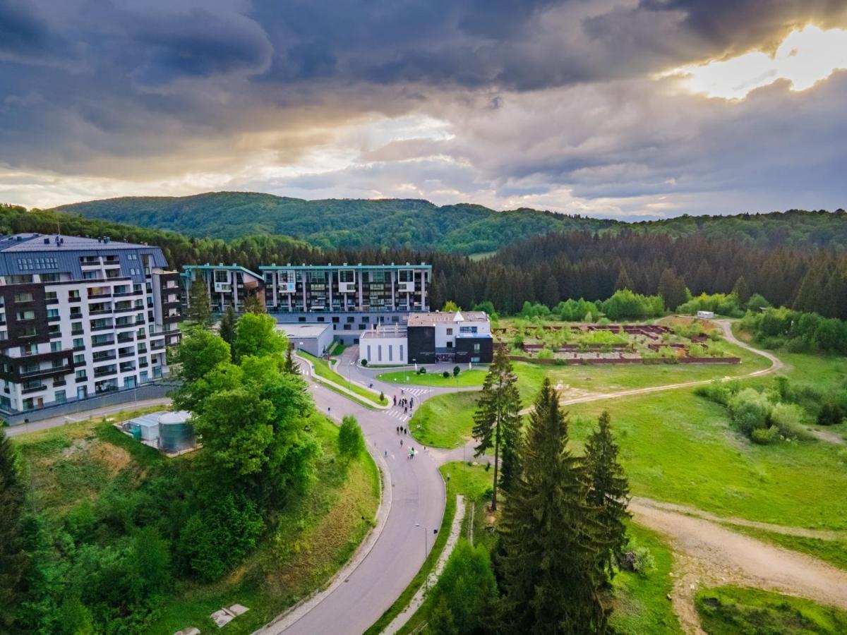Silver Mountain Resort & Spa โปยานาบราซอฟ ภายนอก รูปภาพ