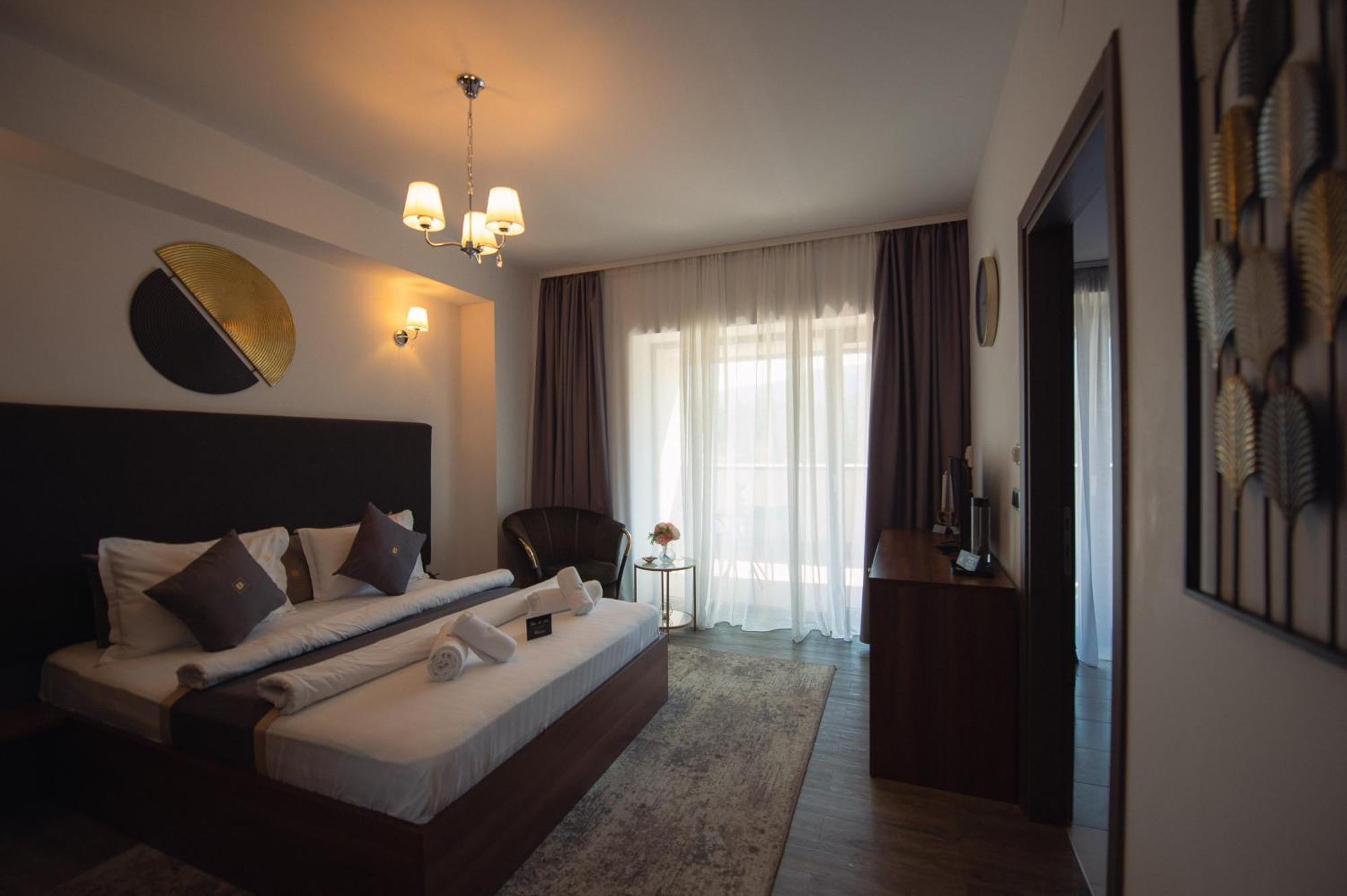 Silver Mountain Resort & Spa โปยานาบราซอฟ ภายนอก รูปภาพ